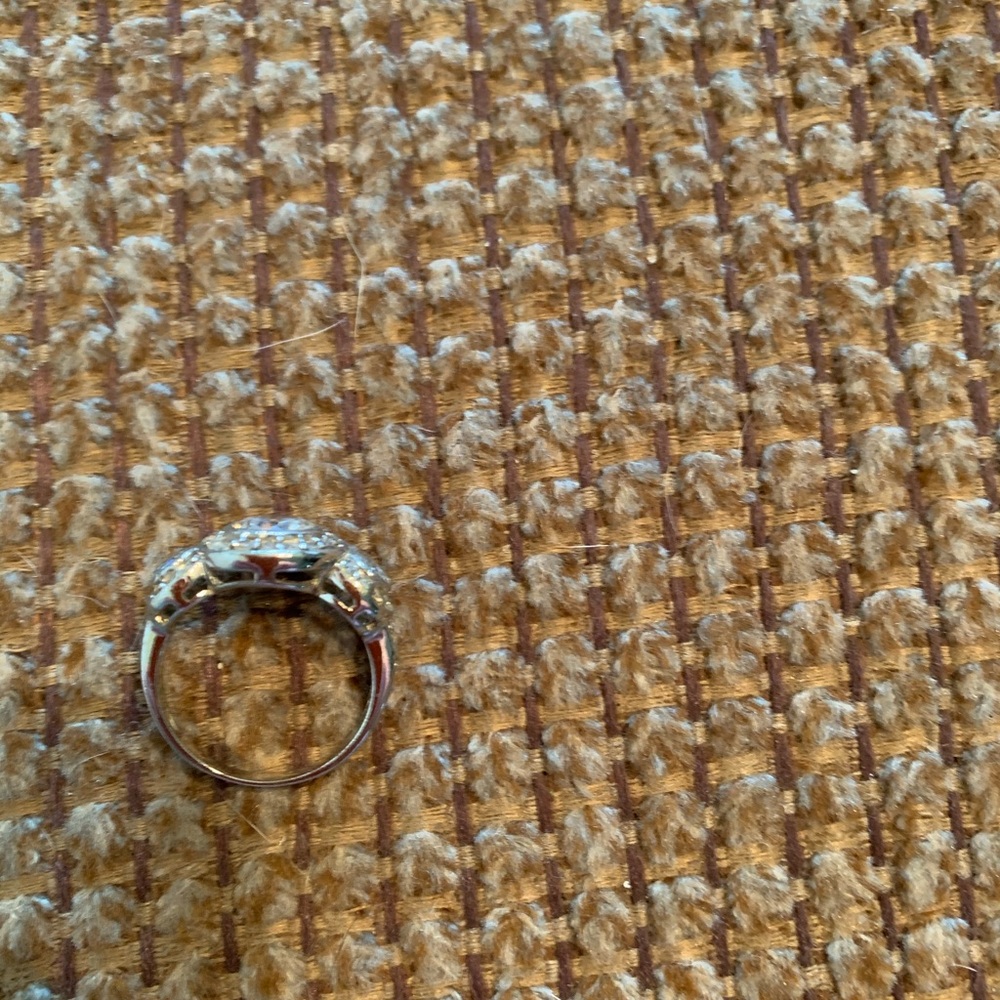 Ring - Picture 4 of 7